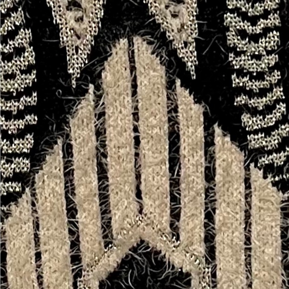 Beulah Black and Cream Patterned Sweater - Picture 3 of 7